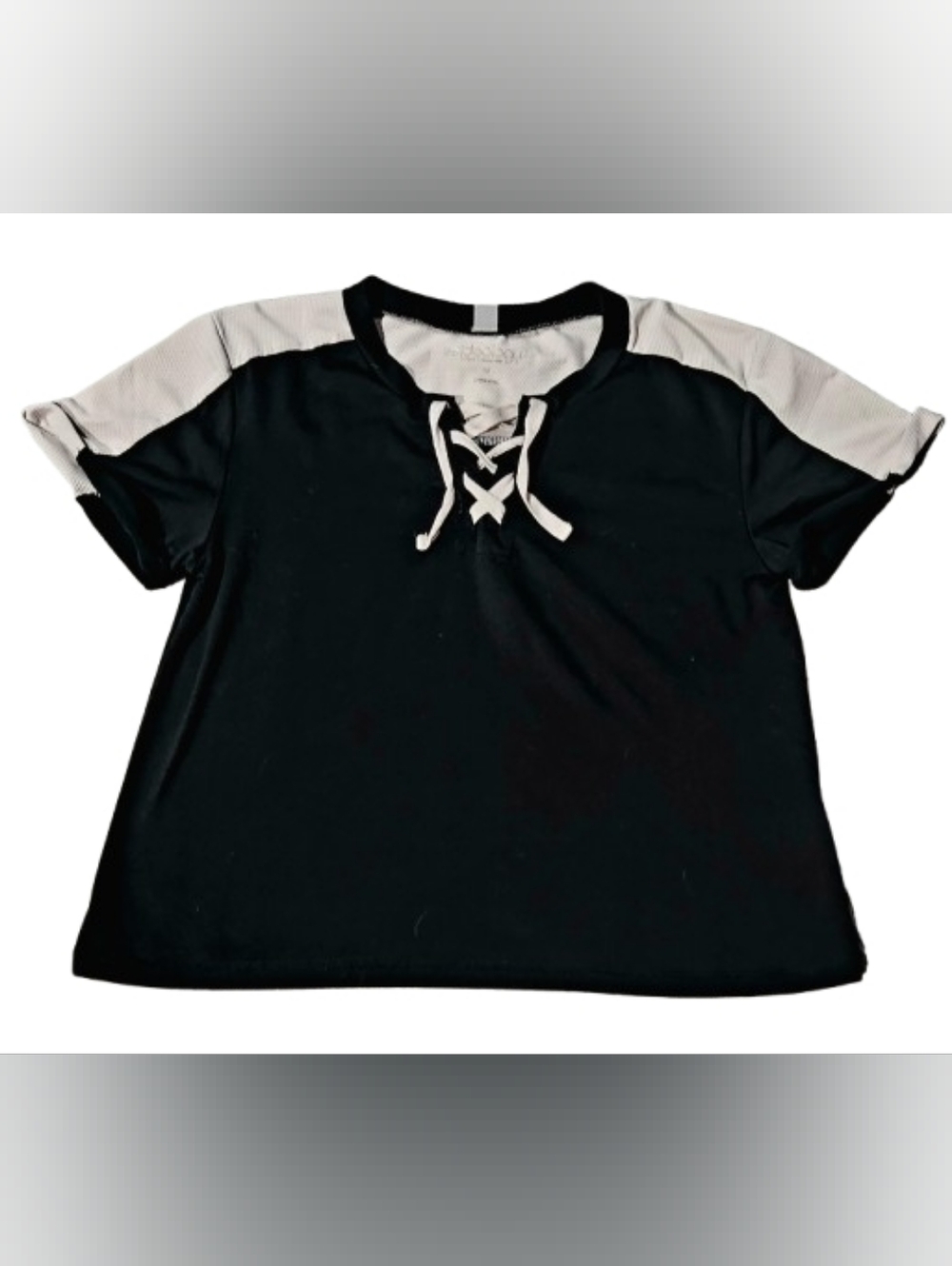 Ideology Black & White Tee Size M